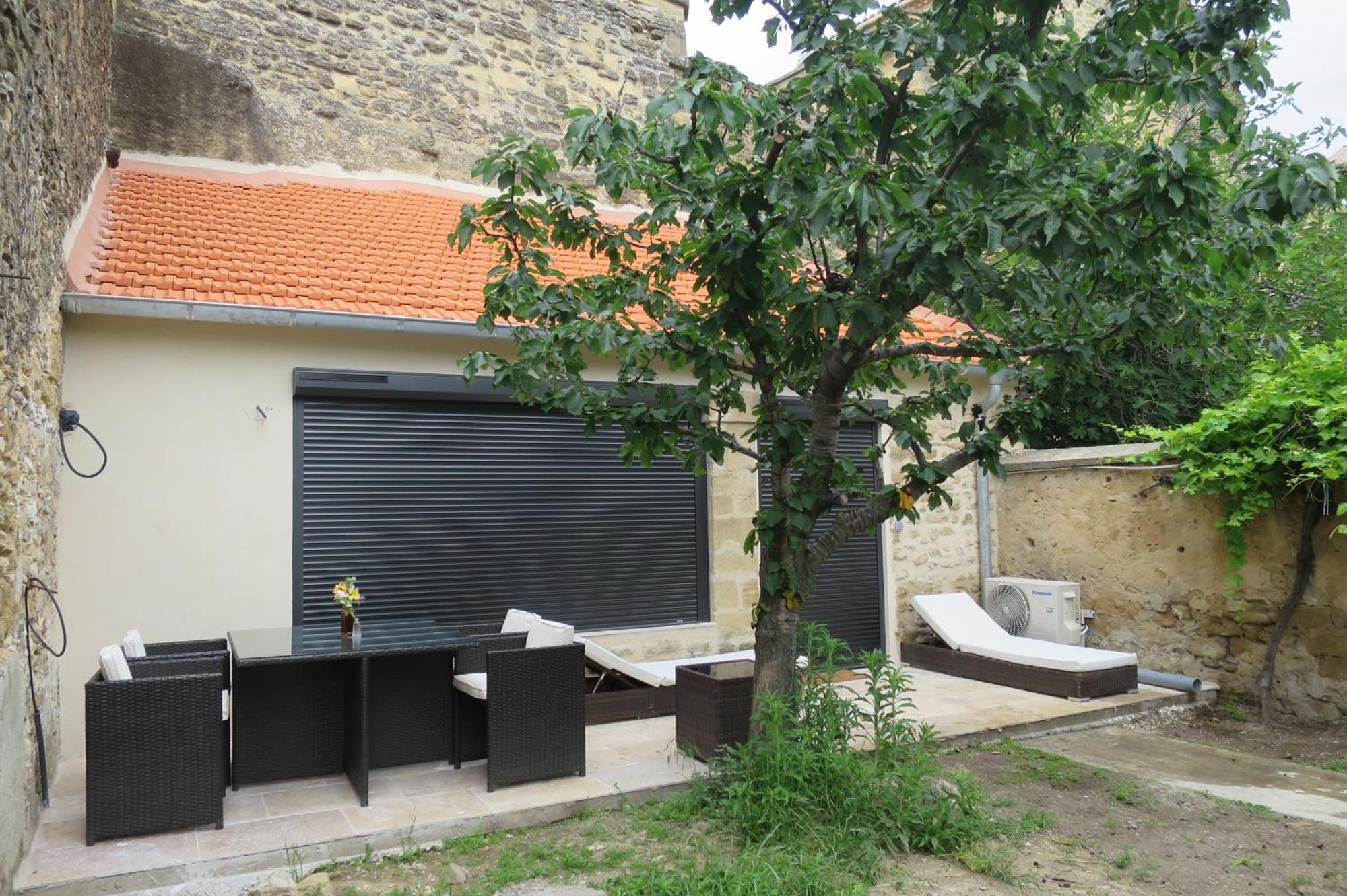 La Grotte Apartment Sérignan-du-Comtat Екстериор снимка